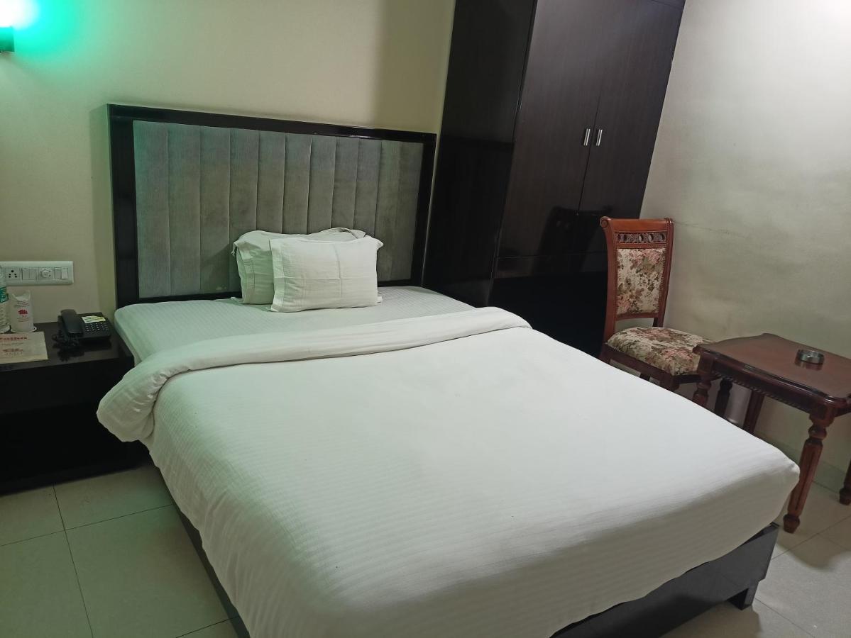 Hotel Jmd International Katihar Exterior photo